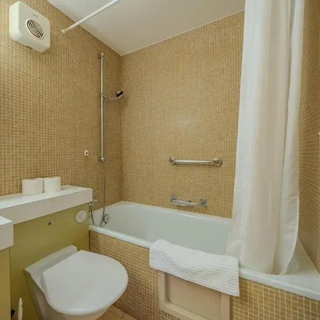 Apartment Rehwiesa A11 By Vacations, Direkt Vor Der Skipiste & Mit Pool *