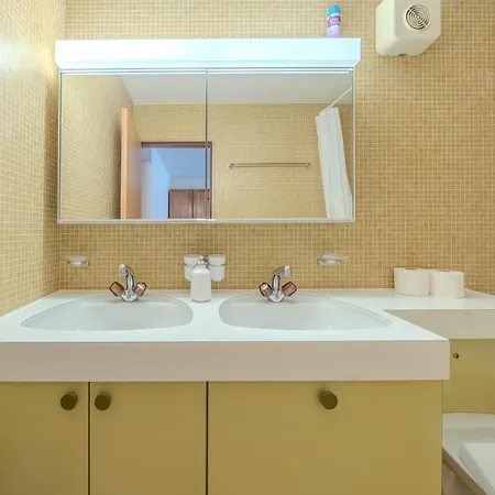 Rehwiesa A11 By Vacations, Direkt Vor Der Skipiste & Mit Pool Αρόζα